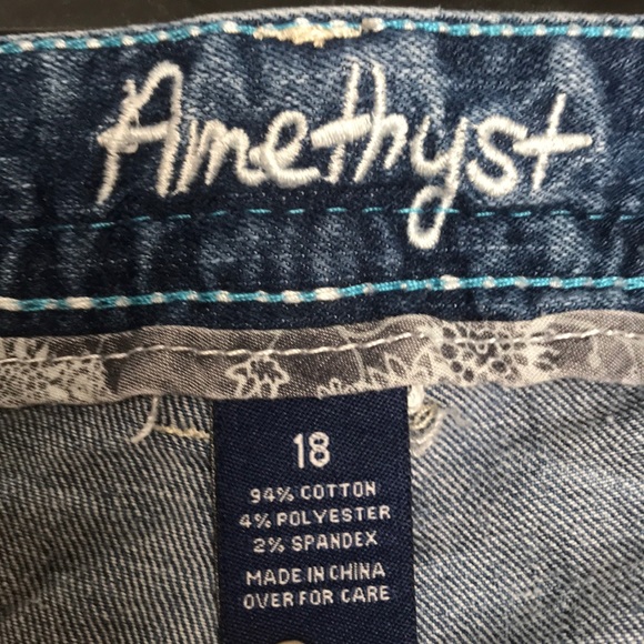 Blue jean shorts - Picture 3 of 3